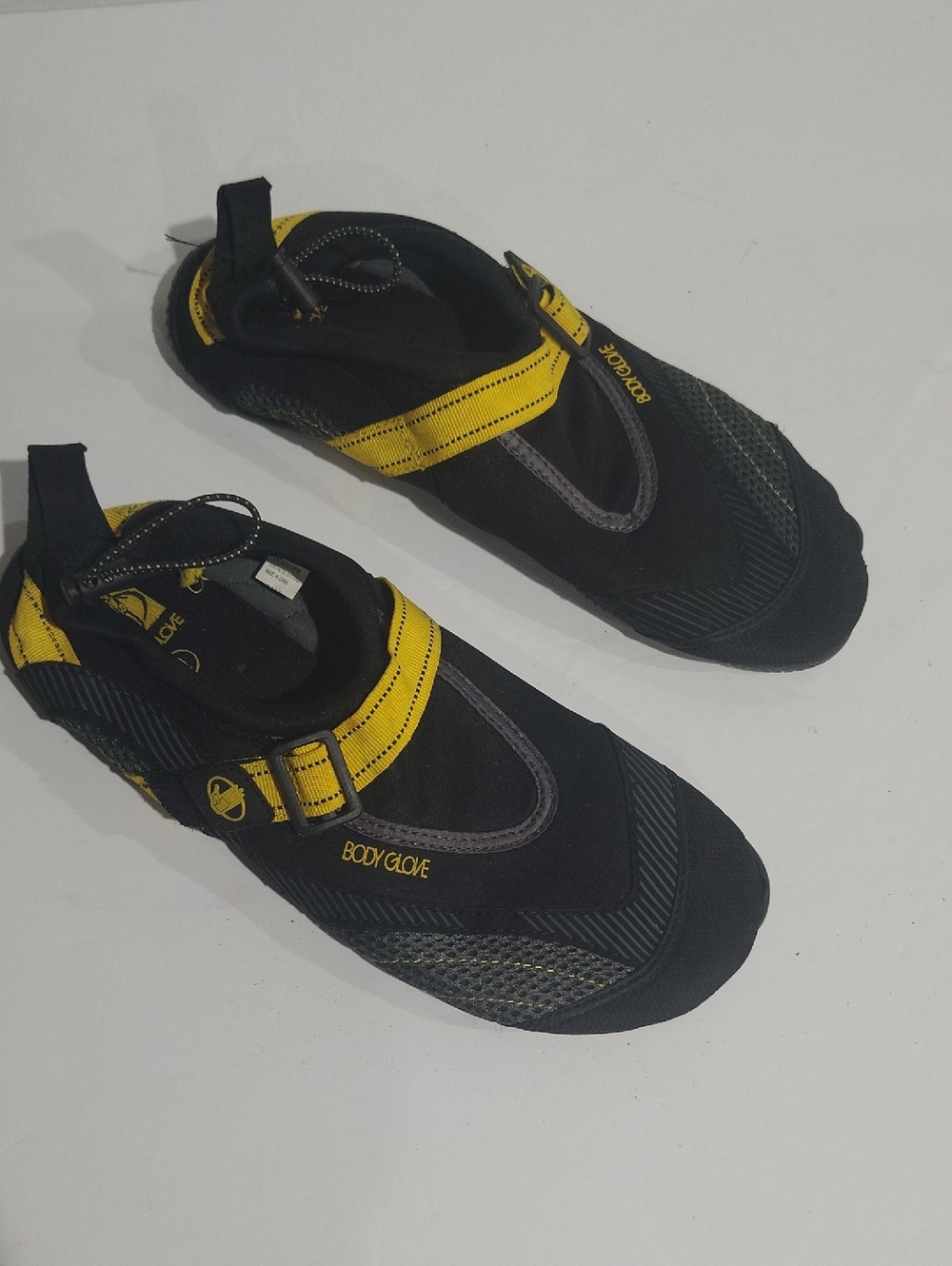 Body Glove Men's Black and Yellow Aqua Swim Shoes Size 9